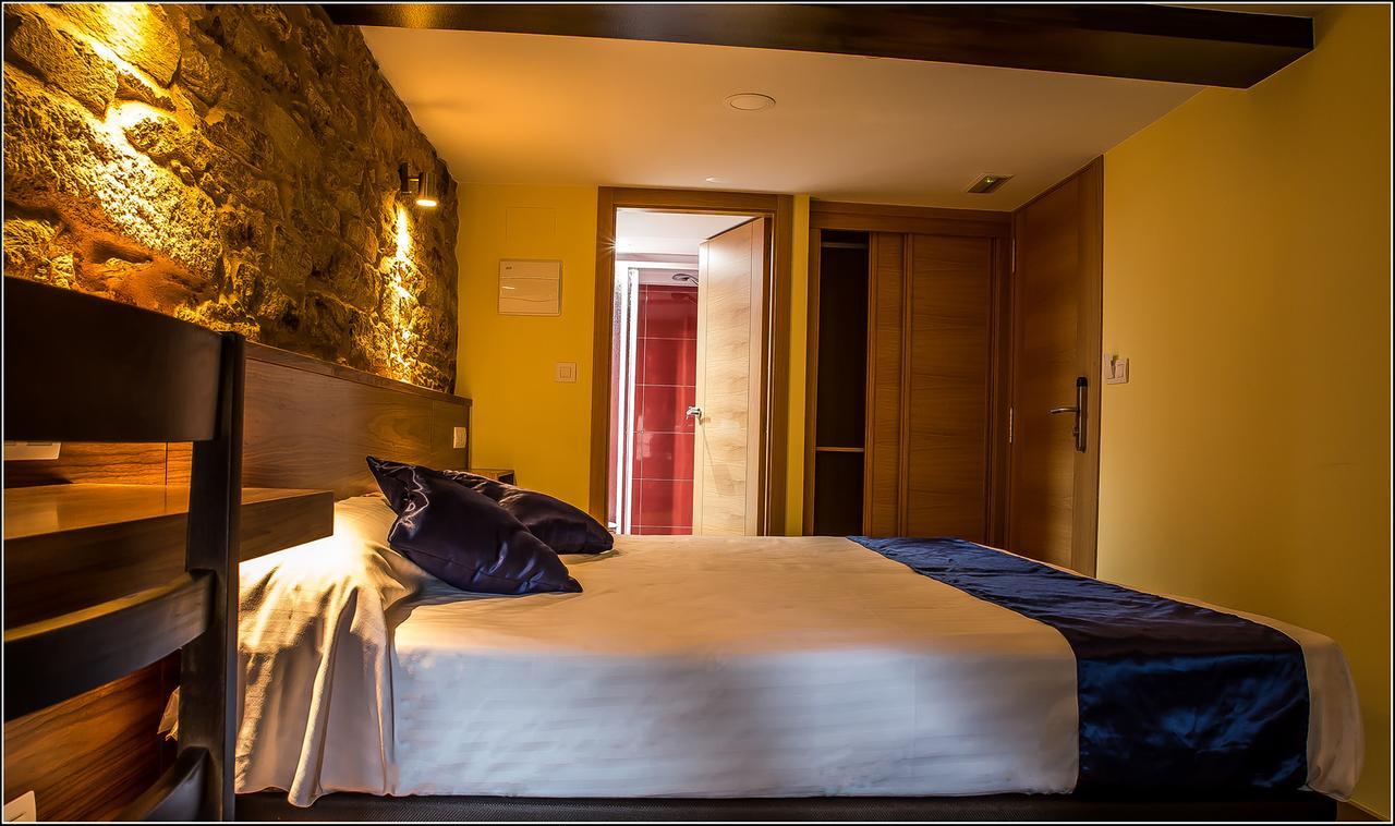 Oxford Suites Santiago De Compostela Exterior photo