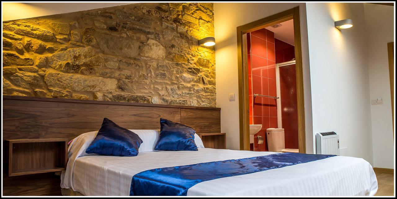 Oxford Suites Santiago De Compostela Exterior photo